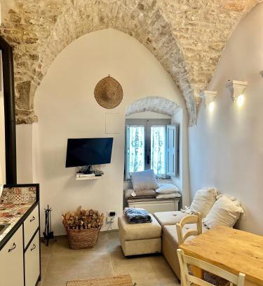Old Town Cisternino House | Alcova Cellini