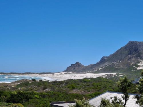 Betty's Bay House | Alibi at the Sea