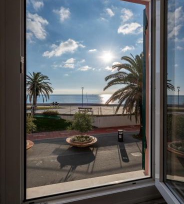 Riva Trigoso Apartment | Alice's Home - 20 Steps from the Sea