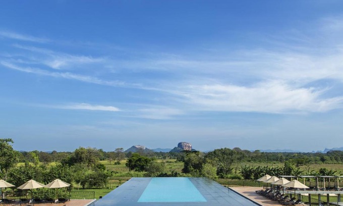 Dambulla Hotel | Aliya Resort and Spa - Thema Collection