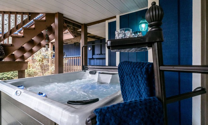 Massanutten House | All Decked Out: Peaceful Massanutten Resort Escape