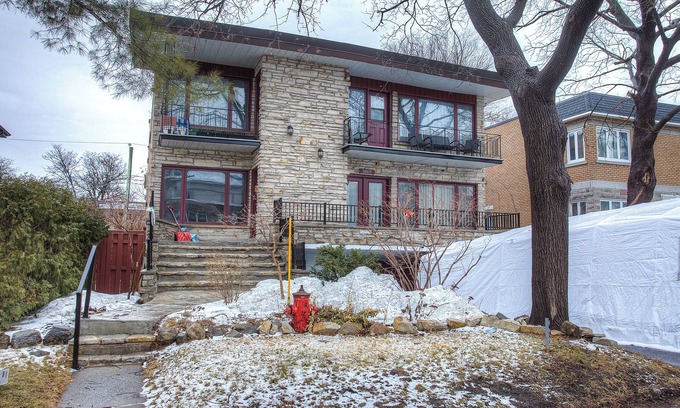 Ahuntsic Apartment | All inclusive, 3 1/2, 2 min from metro