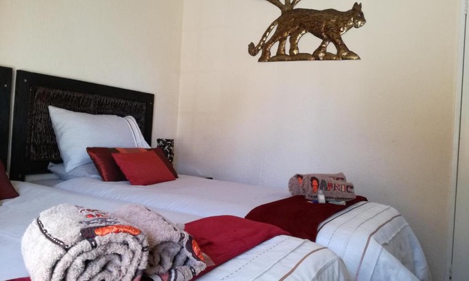 Kempton Park House | All over Africa Guest house