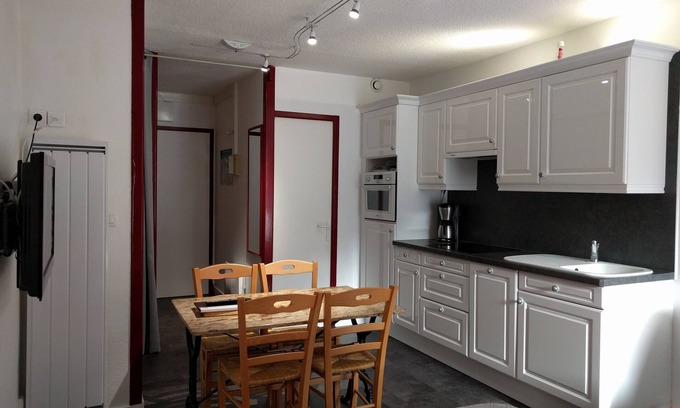 Cauterets Apartment | All-season apartment city center wi-fi 1* star 200m from gondolas