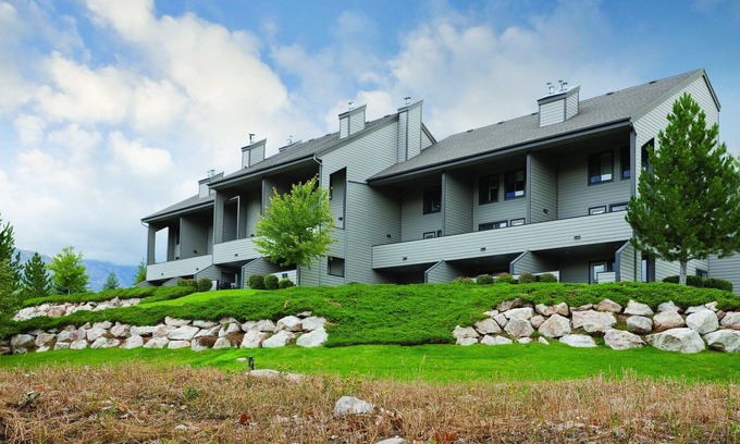 Wolf Creek Resort | All the comforts of home!