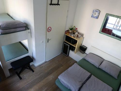 Amsterdam East House | All you need, a comfy place