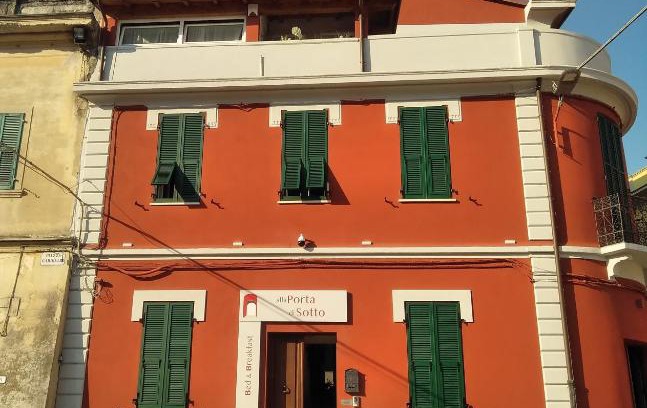 Fivizzano Bed & Breakfast | Alla Porta Di Sotto B&B