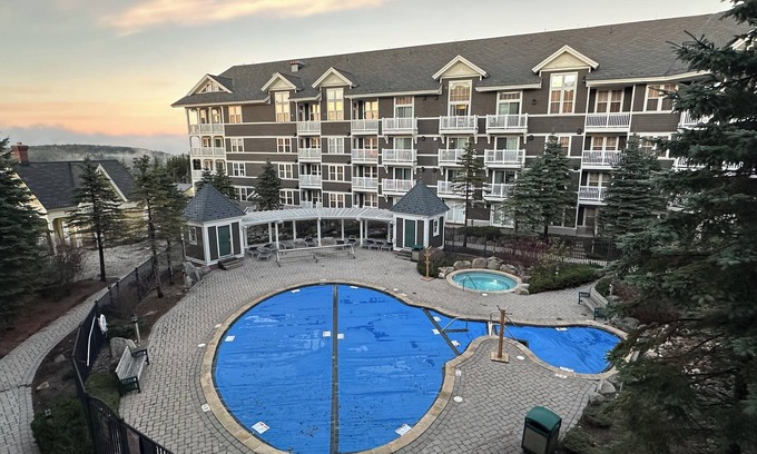 Snowshoe Condo | Allegheny Springs-Ski-in/Ski-out Mountain Oasis, Snowshoe WV