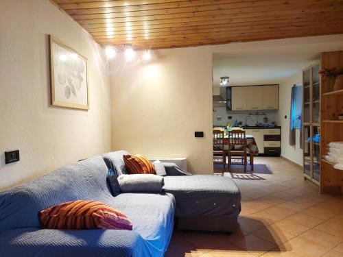 Pian degli Ontani Apartment | Alloggio Mezzovino by Holiday World