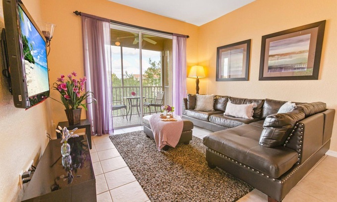 Windsor Hills Condo | ALM2813-403 Summary: