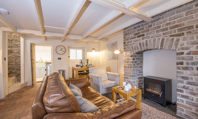 Solva Cottage | Alma Cottage, Holiday Cottage Solva, Sleeps 3, 2 bedrooms, bathrooms