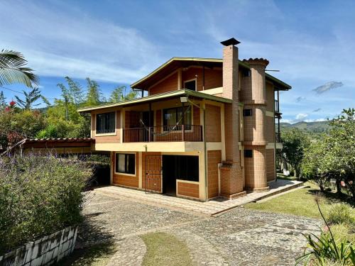 El Penol House | Alma Guatapé
