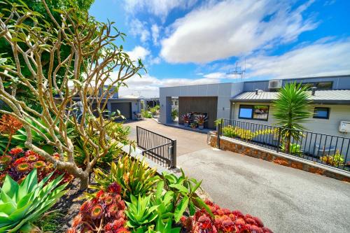 Mount Clarence House | Aloft Mt Clarence