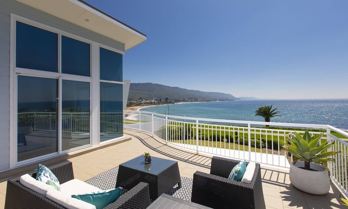 Bulli House | Aloha Beachfront @ Sandon Point
