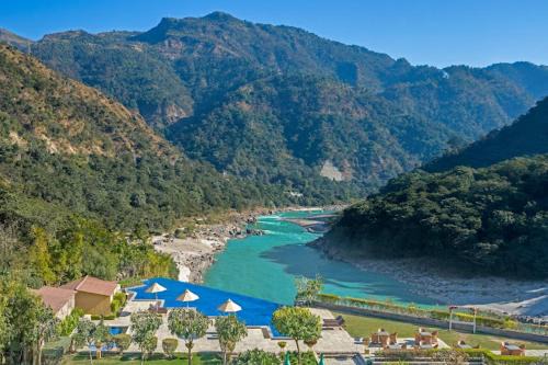 Tapovan Apartment | Aloha on the Ganges Ganga View with Infinity Pool 2BHK 408 by Almost Heaven