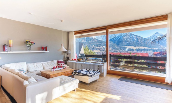Oberstdorf Apartment | Alpenjuwel Oberstdorf – Mountain Views, Balcony & Sauna, Lift Pass, Dog Friendly