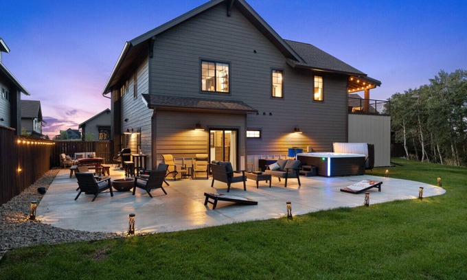 Red Lodge House | Alpine Basecamp 69 Alpine Basin Loop