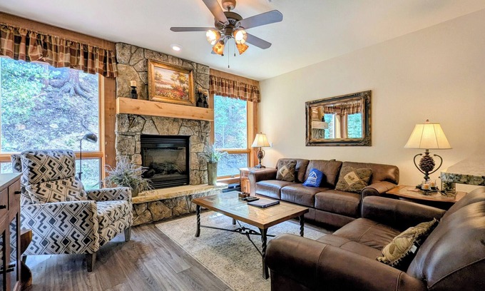 Keystone House | Alpine Oasis: Stylish Lodge with Nearby Trails