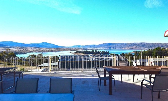 Jindabyne Hotel | Alpine Resort Motel