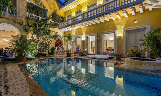 Centro House | Alta Gastelbondo