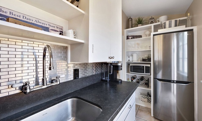 Altadena House | Altadena's Finest, has everything you need for your visit to Altadena/Pasadena