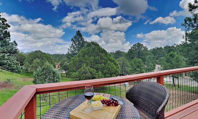 Alto Condo | Alto Mountain Sojourn | Pet-Friendly, Large Deck, Pool Access