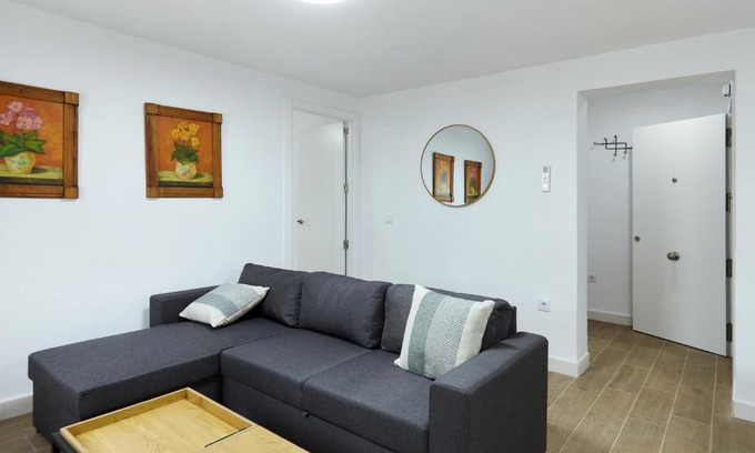 Andujar Apartment | Altozano la Victoria C