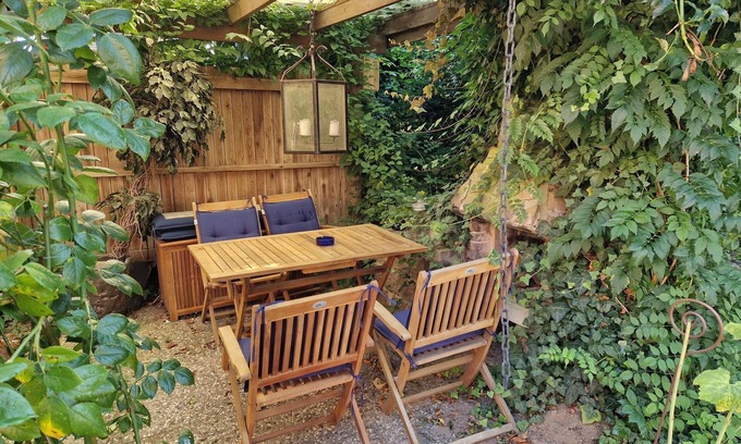 Bad Segeberg Apartment | Am Rathaus/Sondermann, vacation apartment - apartment B left/bedroom/living/kitchen combination