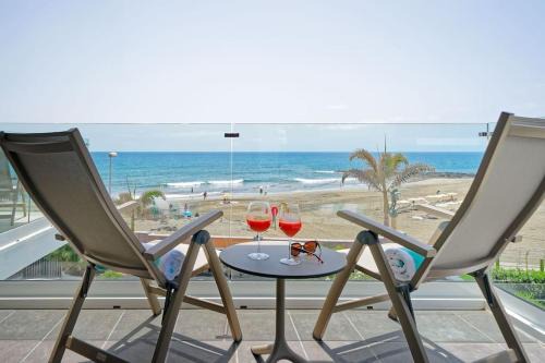 San Agustin Apartment | Amapola Blue Sea - recién reformado, frente al mar