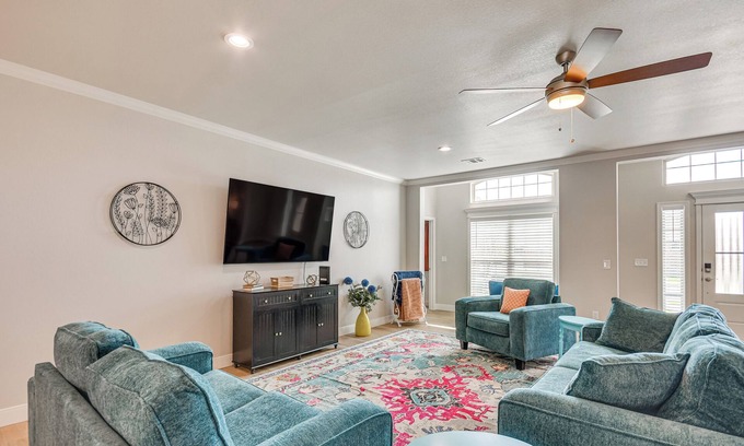 Amarillo House | Amarillo Home w/Hot Tub, 7 Mi to Wolflin Square!