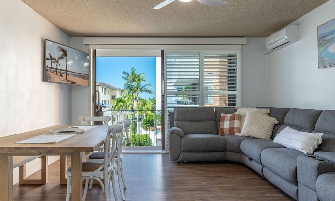 Tuncurry Apartment | Amaroo 20 in central Tuncurry