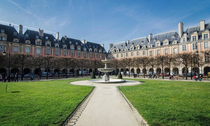 Archives Apartment | Amazing 3 BDR - Place des Vosges