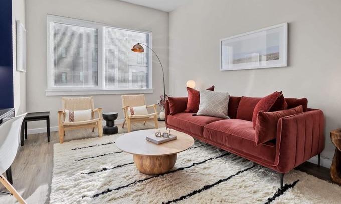 Taylor Run Apartment | ⚜Amazing 3-Bdrm Apt⚜King Beds⚜Free Parking⚜