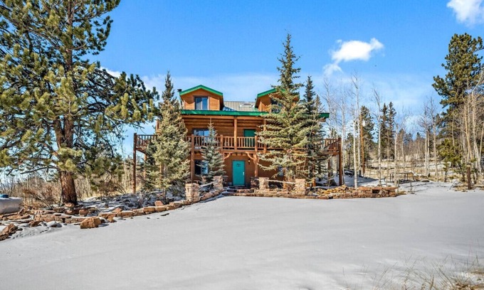 Stagetop Cabin | Amazing 3200Sq ft Upgrade Log Cbn GameRoom HotTub