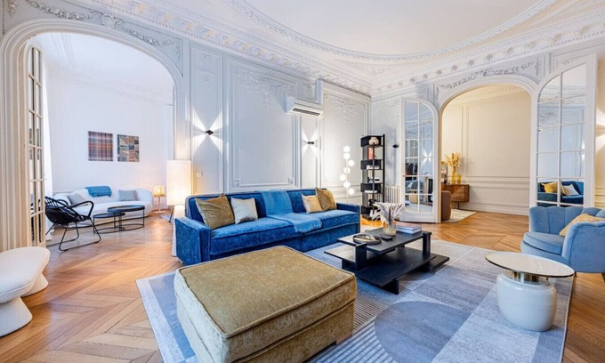 Faubourg-du-Roule Apartment | Amazing Apartment 4Bedrooms Champs Elysées