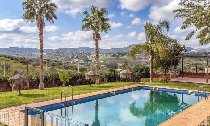 Alcaucin Apartment | Amazing apartment in Alcaucín with WiFi
