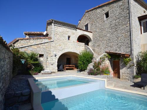 Lanas House | Amazing apartment in Lanas with large garden