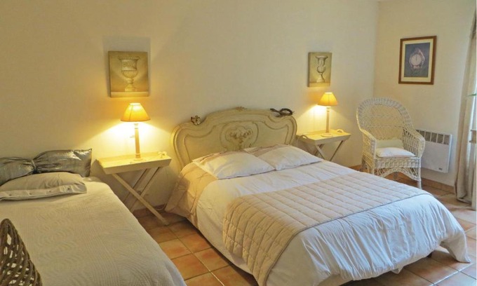 Saint-Branchs Apartment | Amazing apartment in Saint Branchs with 2 Bedrooms, WiFi and Outdoor swimming pool