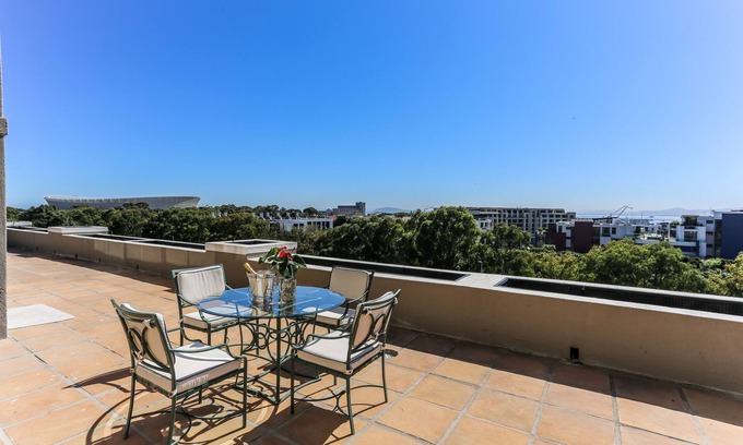 Victoria and Alfred Waterfront House | Amazing Apartment near V&A and Green Point stadium!