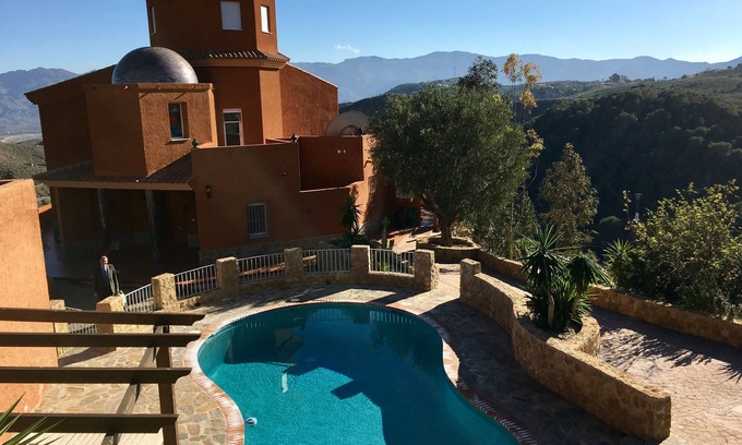 Bedar Villa | Amazing family villa with swimming pool and stunning views