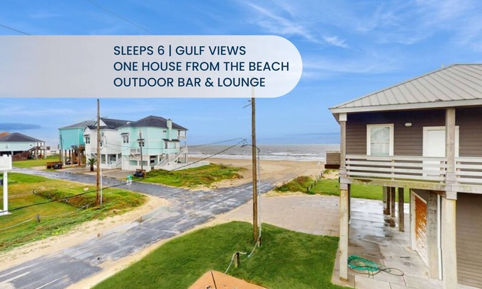 Crystal Beach House | Amazing | Gulf Views | Steps to Beach | Family Fun
