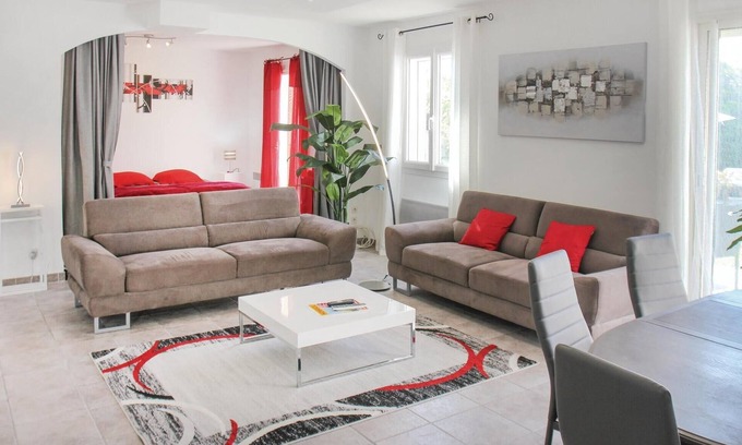 Salon-de-Provence House | Amazing home in Salon de Provence