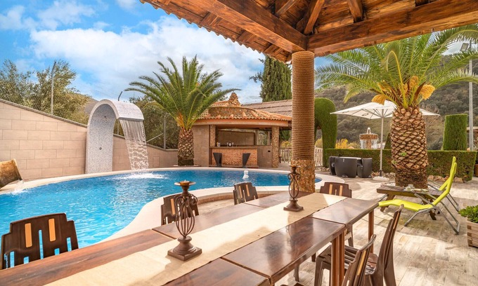 Algarinejo House | Amazing home in Algarinejo