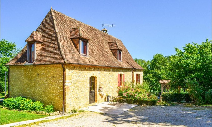 Fleurac House | Amazing Home In Fleurac