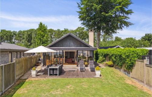 Sunds House | Amazing Home In Sunds With Lake View