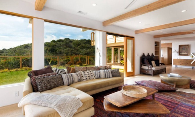 Eastern Malibu House | Amazing house in Malibu.