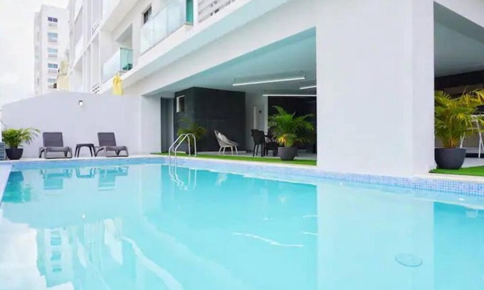 Evaristo Morales Apartment | AMAZING INFINITY POOL 1BR LUXURY PLACE GYM TERRACE