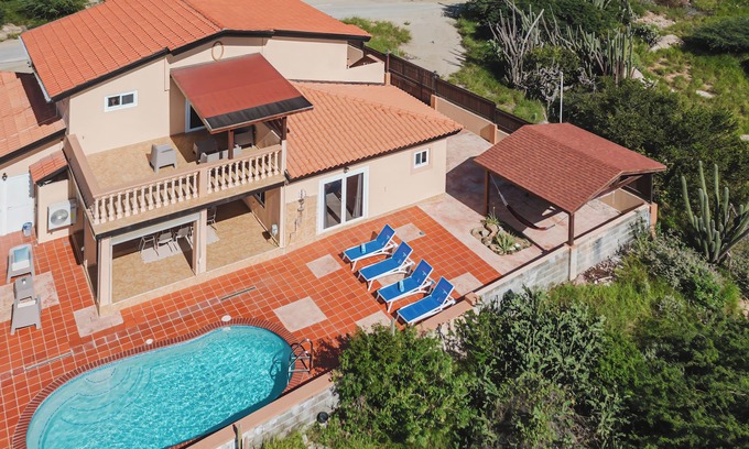 Shiribana House | Amazing island View - Enjoy this spacious villa in a private setting