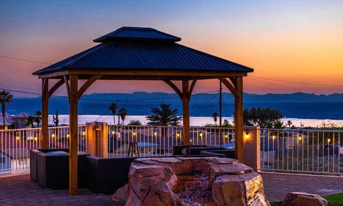 Lake Havasu City House | AMAZING LAKE VIEWS AND POOL!