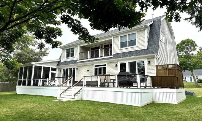 Centerville House | Amazing Lakefront Retreat w/Private Beach, Dock